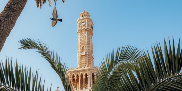 İzmir Saat Kulesi
