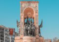 Taksim Meydanı ve Cumhuriyet Anıtı
